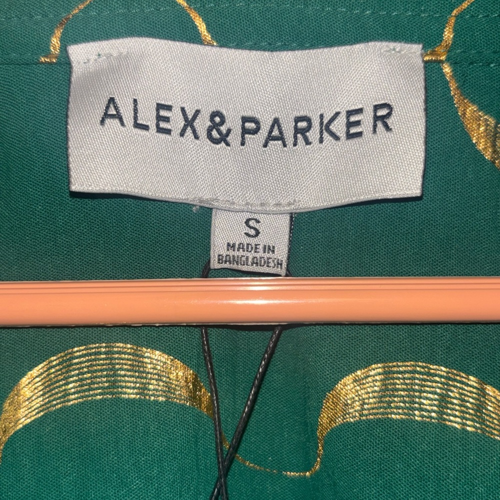 Alex & Parker Emerald Green & Gold Wavy Crescent Blouse Top Size Small NWT - Picture 7 of 15